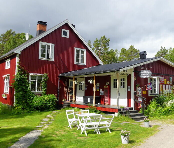 Adolfström on the Kungsleden trail