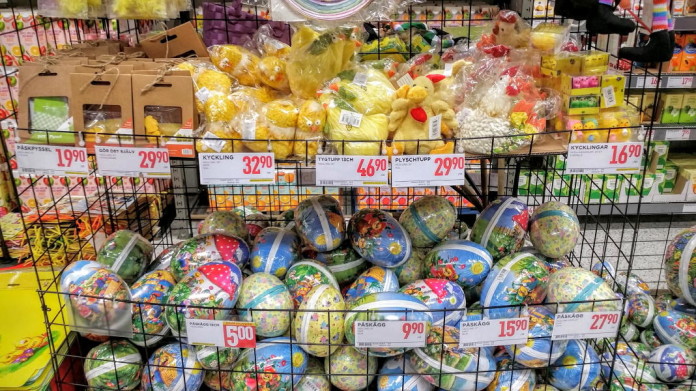 Swedish Easter eggs filled with candy