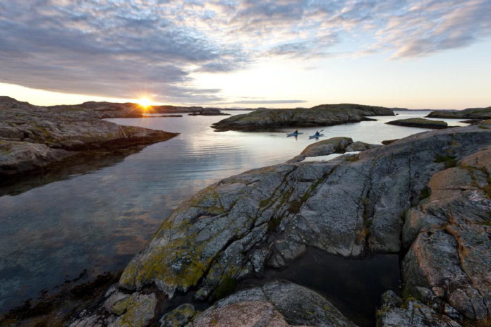 Sea kayaking in Bohuslän