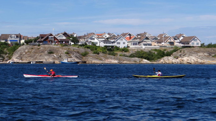 Sea kayaking in Bohuslän