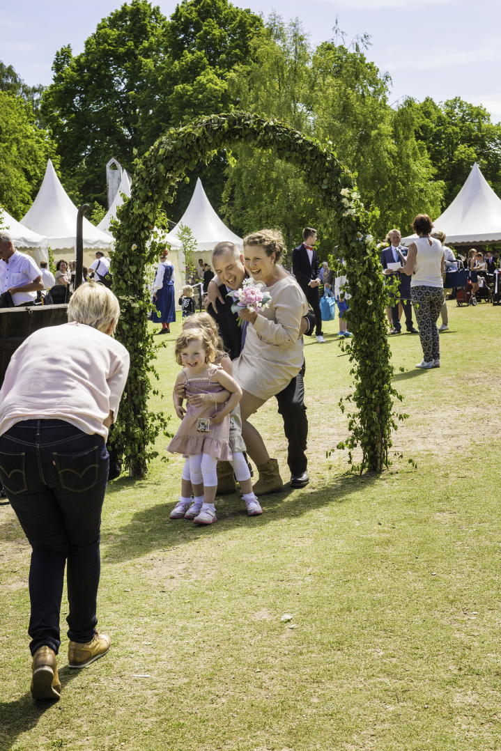 Drop-in wedding at Skansen in Stockholm